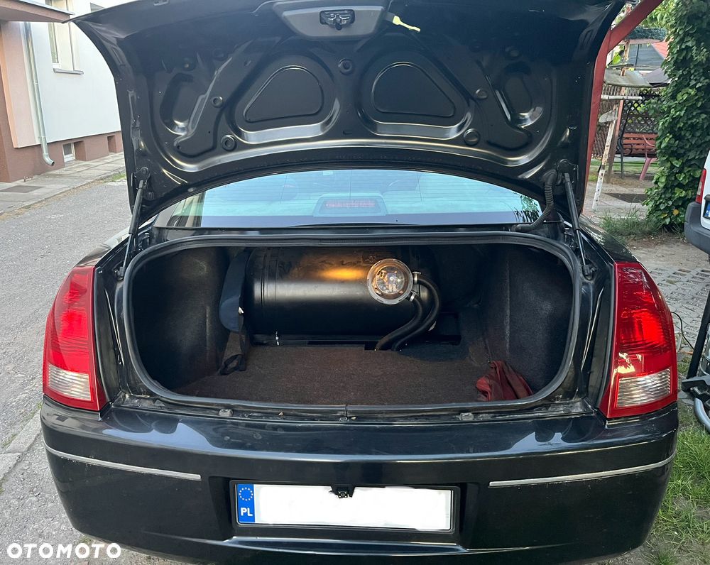 Chrysler 300 - 13