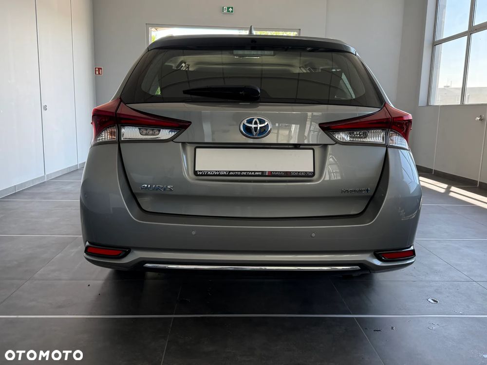 Toyota Auris Hybrid 135 Premium - 5