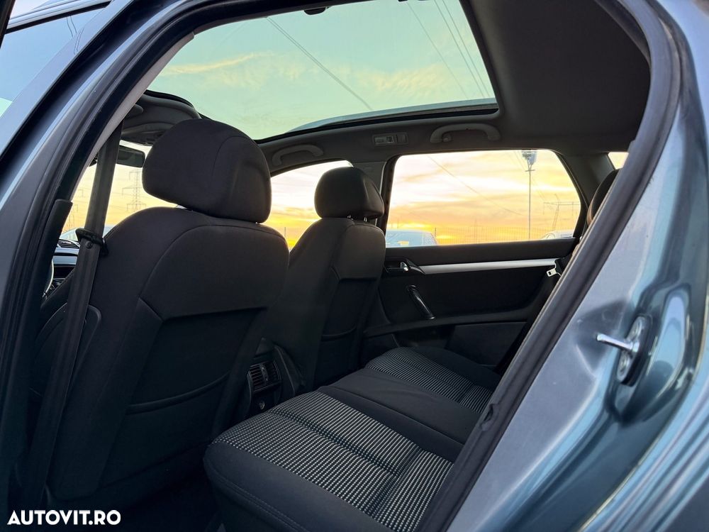 Peugeot 407 1.6 HDi FAP Confort - 5