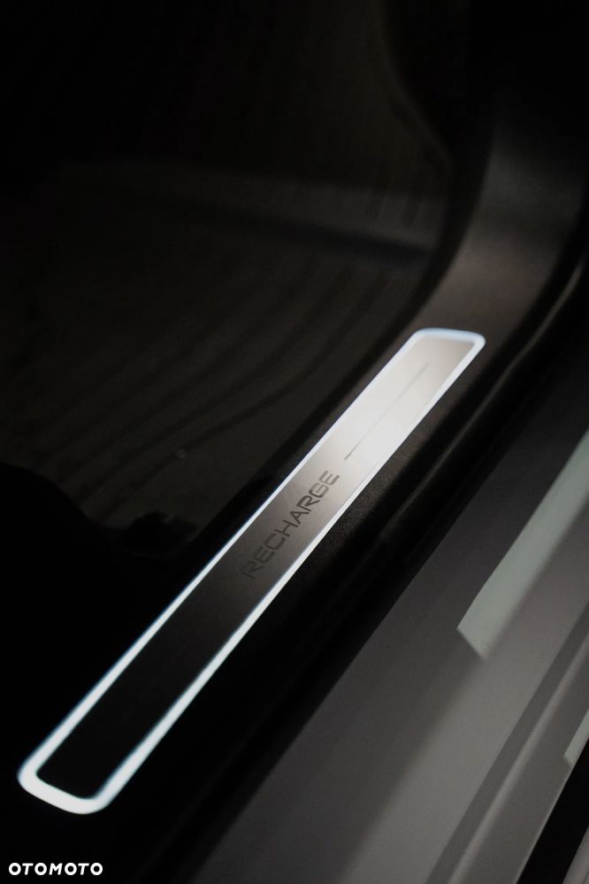 Volvo XC 90 T8 AWD Plug-In Hybrid R-Design 7os - 16