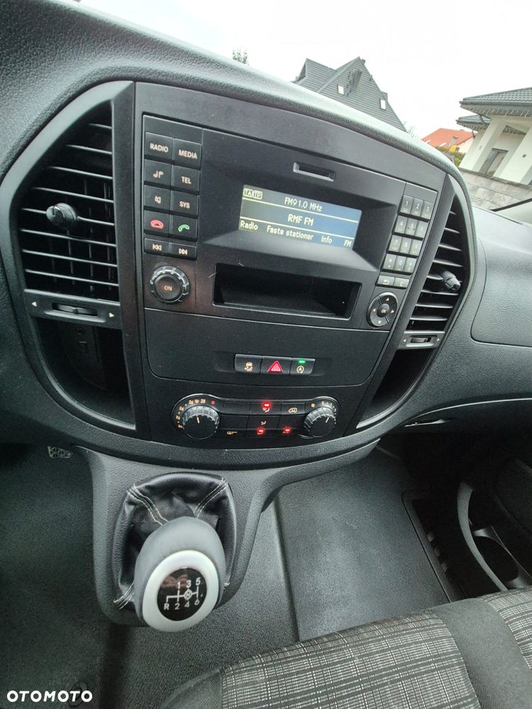 Mercedes-Benz Vito 2,2CDI ExtraLong 6osób Brygadówka Super stan - 14