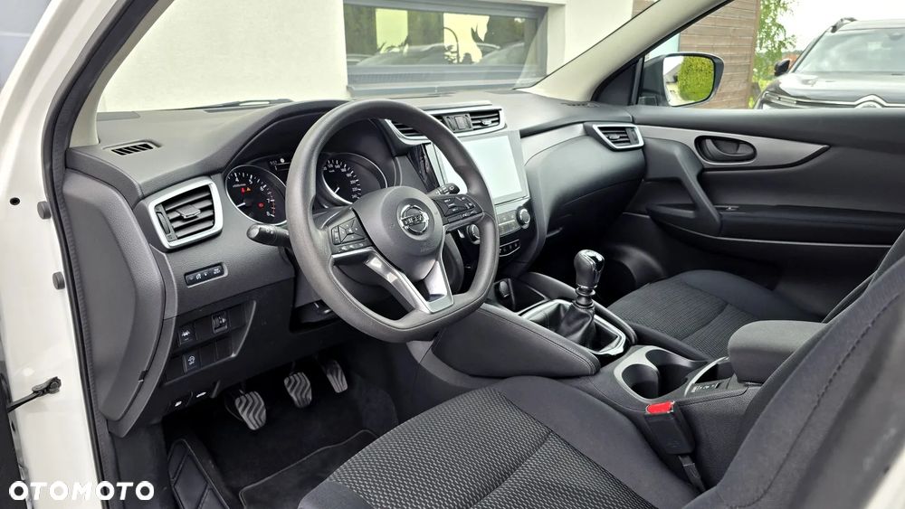 Nissan Qashqai 1.2 DIG-T N-Connecta - 18