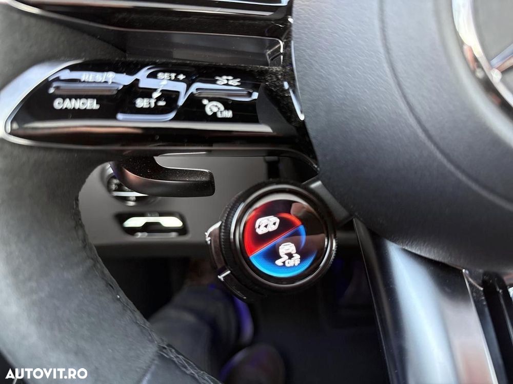 Mercedes-Benz AMG GT Coupe 63 4Matic+ - 18