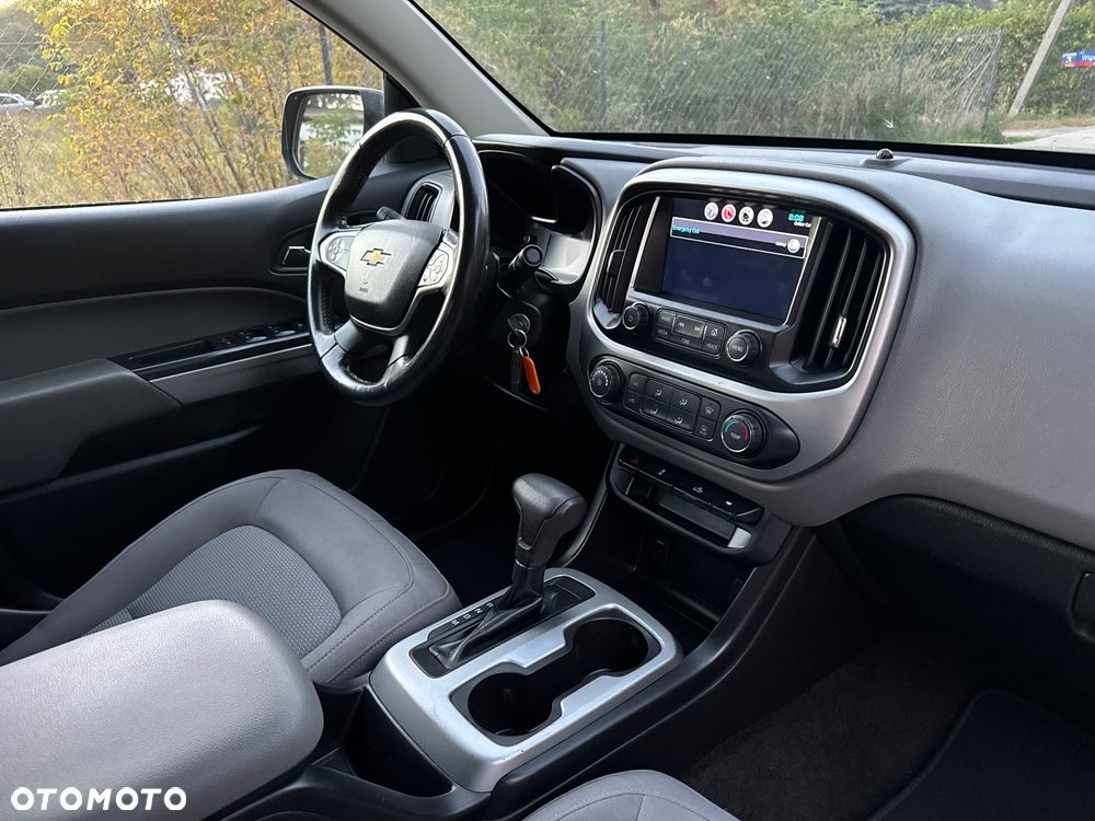 Chevrolet Colorado - 12