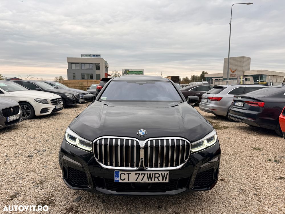 BMW Seria 7 740d xDrive MHEV - 14