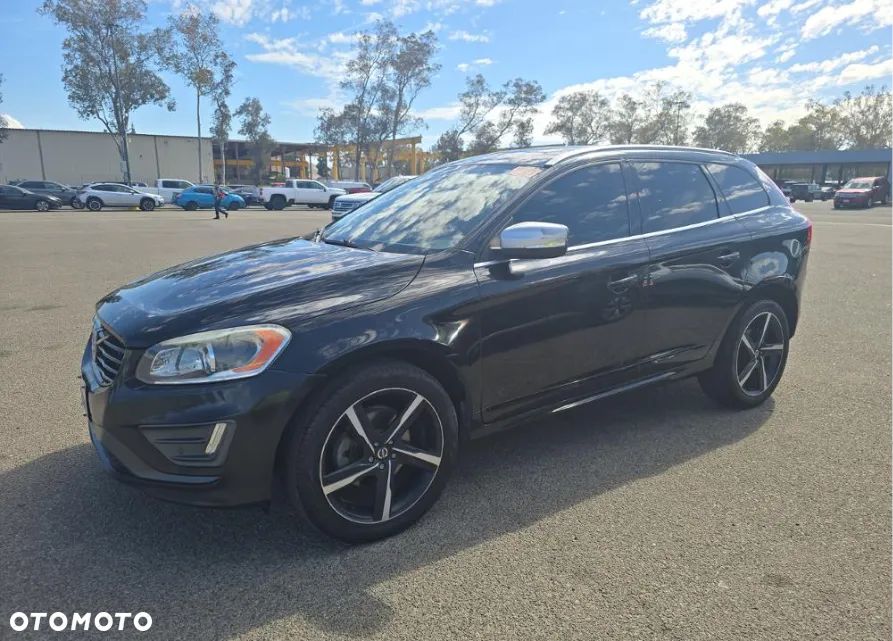 Volvo XC 60 T6 AWD R-Design - 3