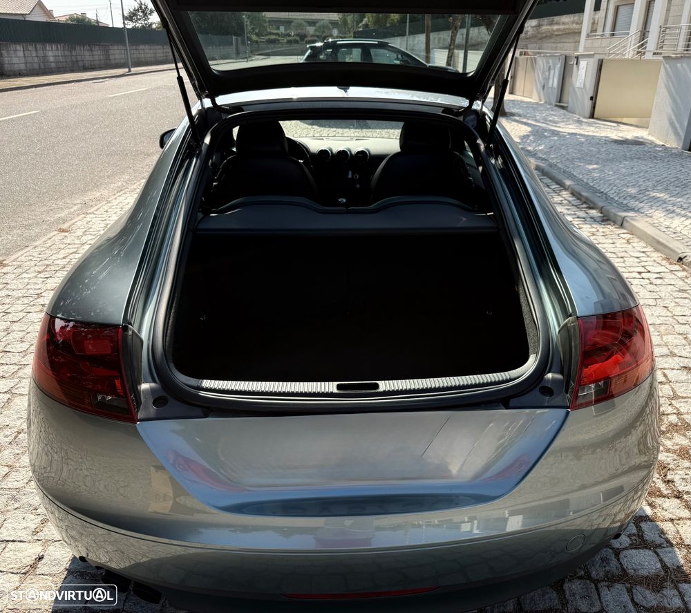 Audi TT Coupé quattro Sport - 21