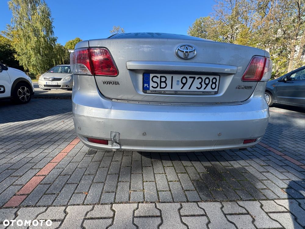 Toyota Avensis 2009 photo 4