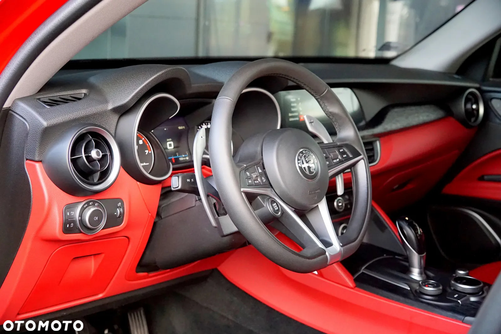Alfa Romeo Stelvio 2.0 Turbo 16V AT8-Q4 B-Tech - 16