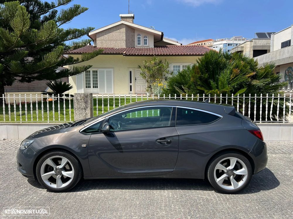 Opel Astra GTC 1.6 D S&S Excite - 18