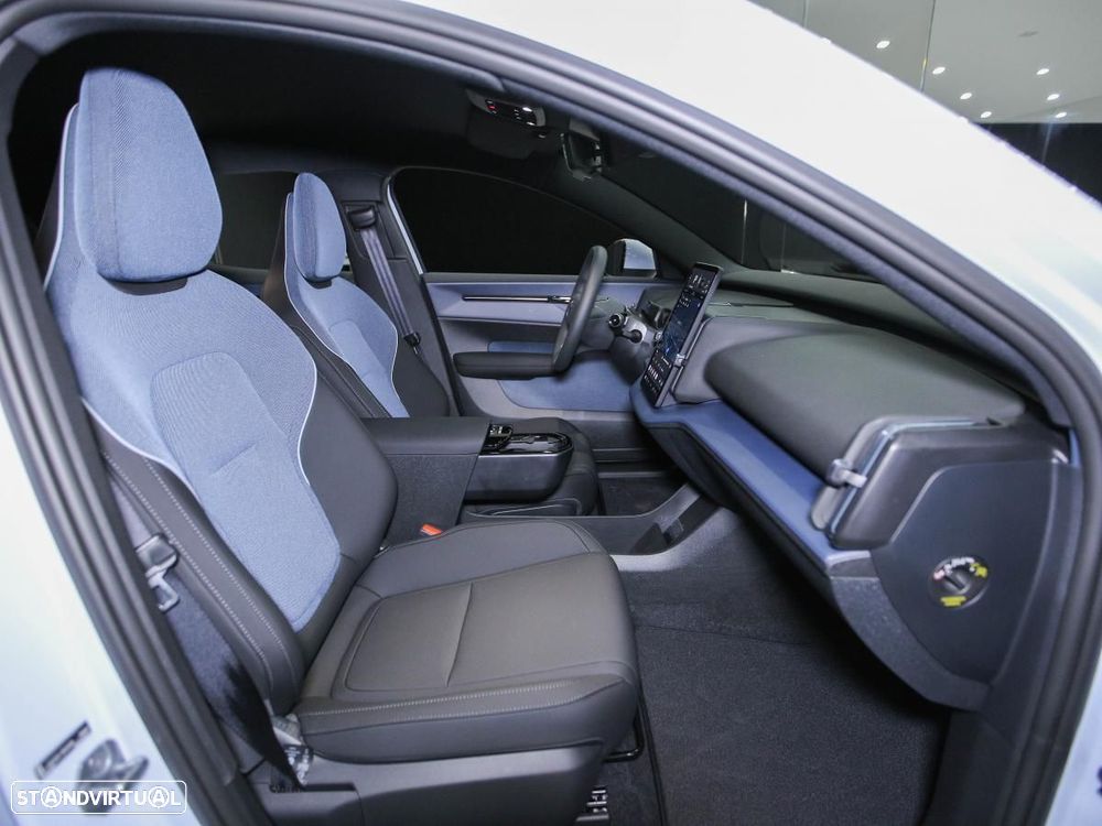 Volvo EX30 51 kWh Single Motor Core - 9