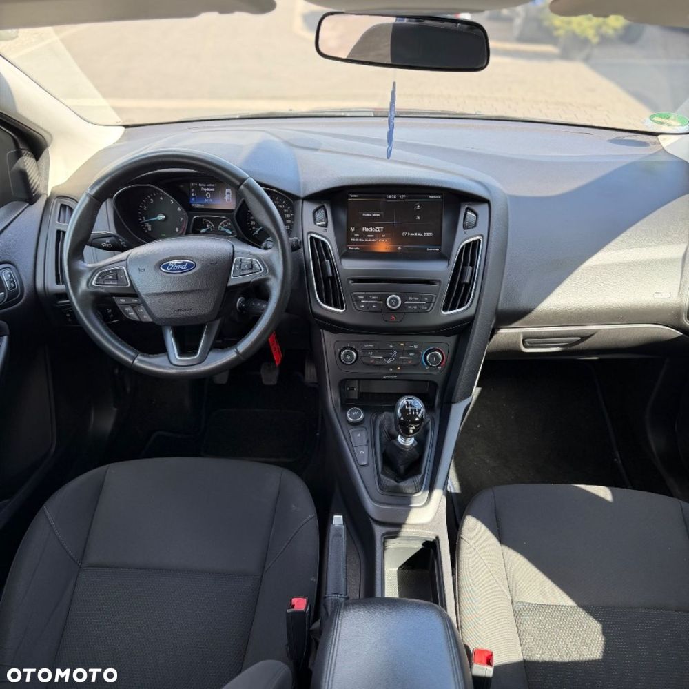 Ford Focus - 23