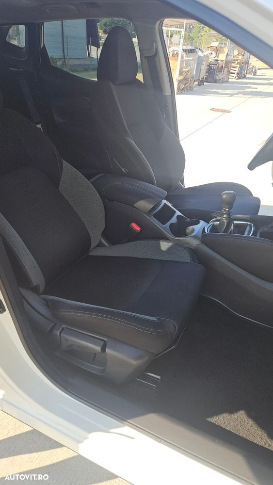 Nissan Qashqai 1.2 DIG-T Start/Stop Tekna - 6