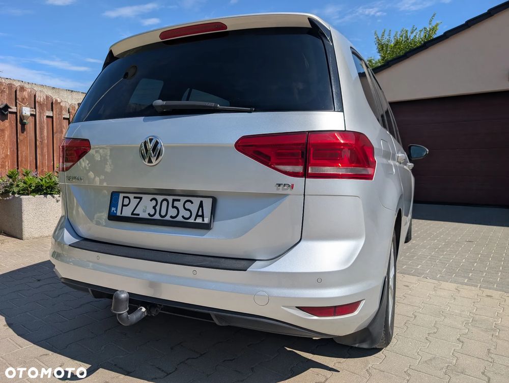 Volkswagen Touran 1.6 TDI BMT Comfortline - 14