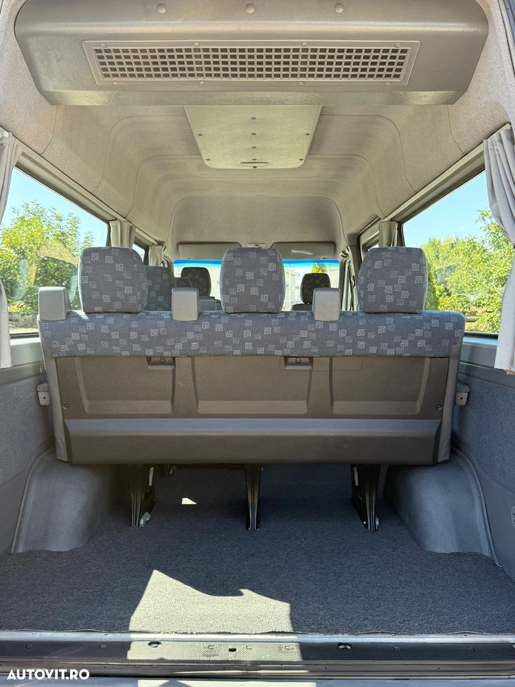 Mercedes-Benz Sprinter - 30
