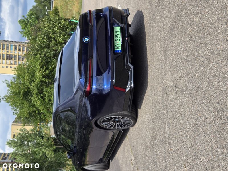 BMW i7 105.7kWh xDrive60 Individual Edition - 4