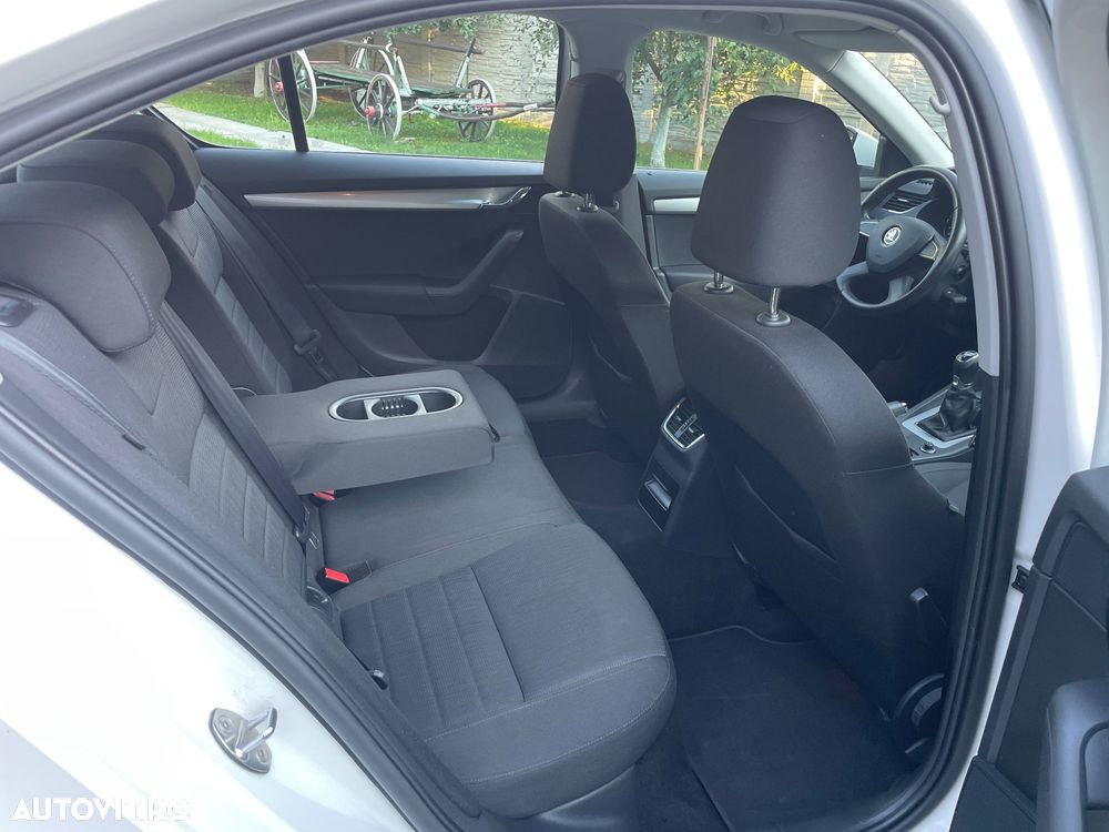 Skoda Octavia - 20
