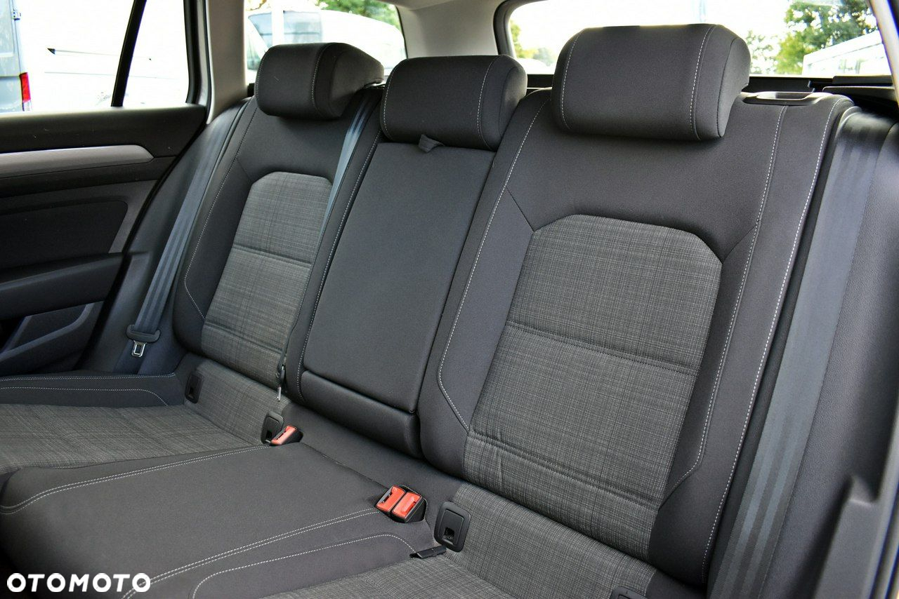 Volkswagen Passat 1.5 TSI EVO Business DSG - 12