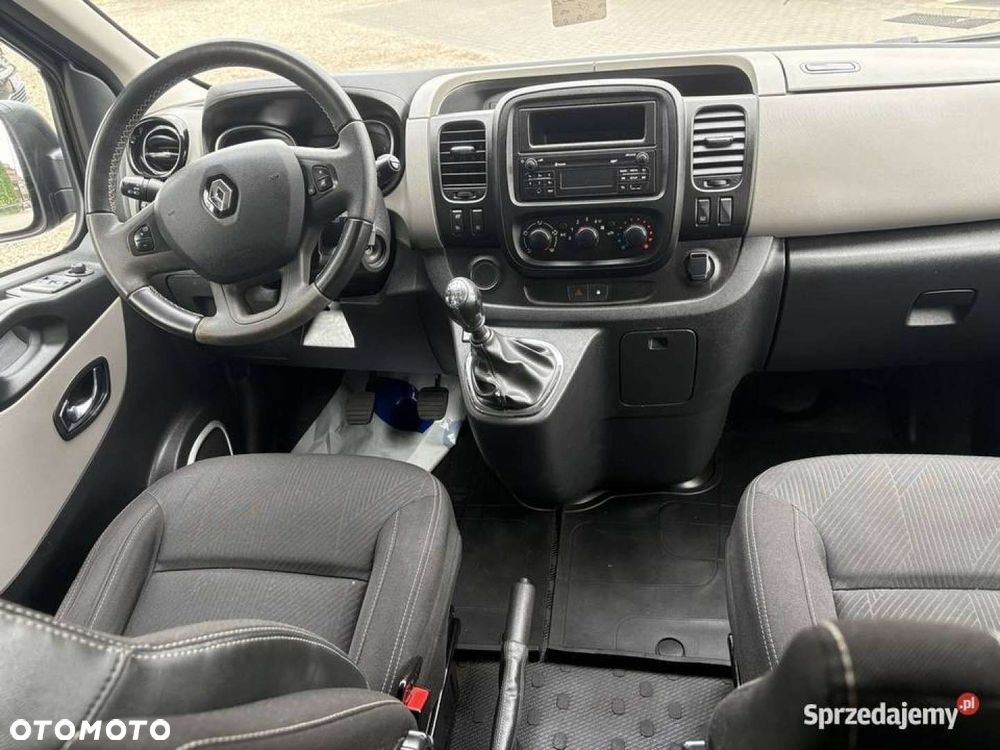 Renault Trafic - 9