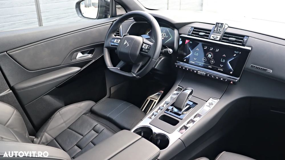 DS Automobiles DS 7 Crossback 4x4 300 OPERA - 23