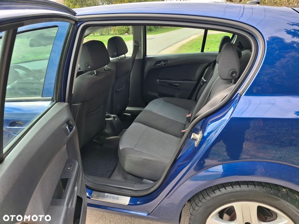 Opel Astra - 14