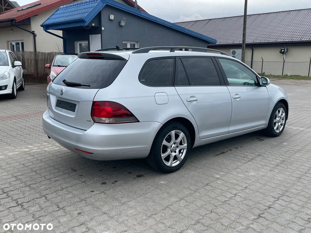 Volkswagen Golf 1.6 TDI DPF Trendline - 15