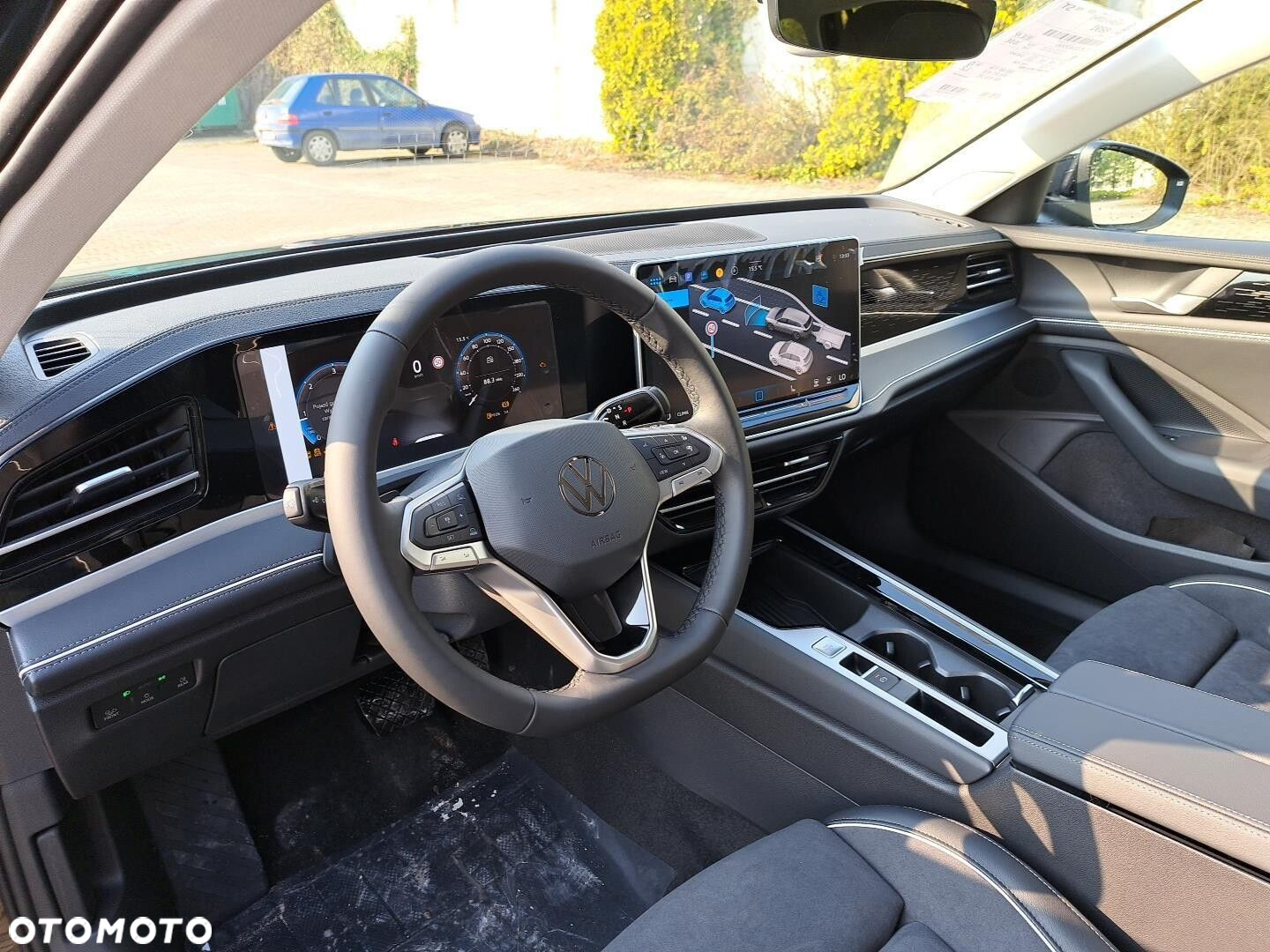 Volkswagen Passat 2.0 TDI SCR 4Mot Elegance DSG - 9