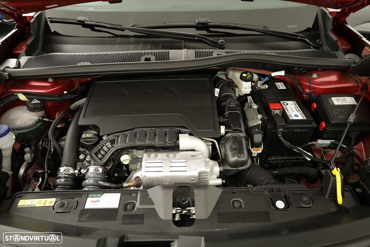 Peugeot 2008 1.2 PureTech Allure - 23