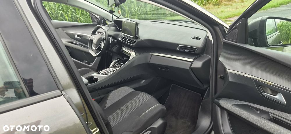 Peugeot 3008 1.5 BlueHDi Active S&S EAT8 - 20