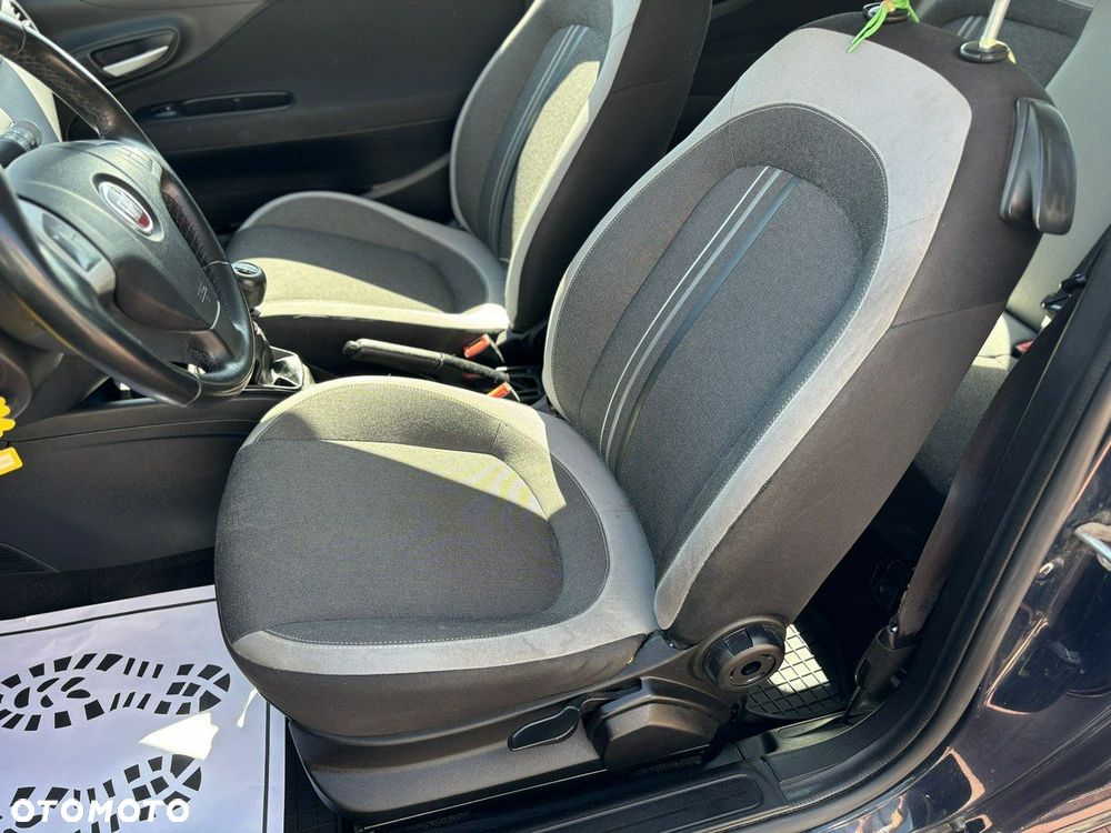 Fiat Grande Punto - 15