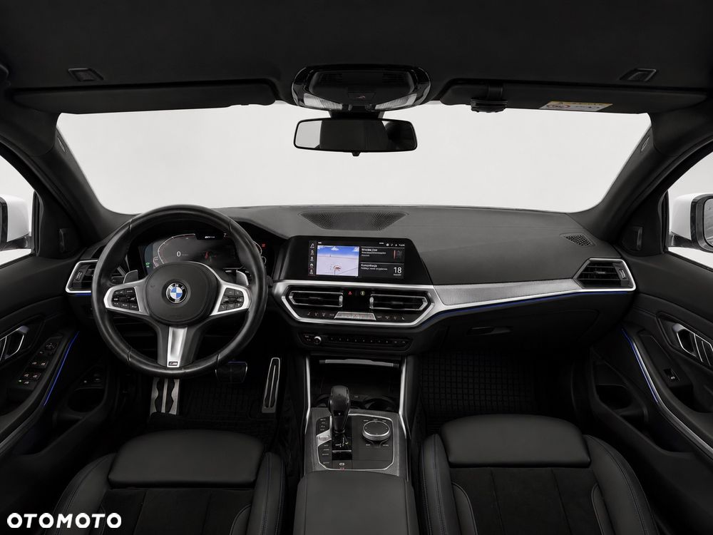 BMW Seria 3 330e xDrive M Sport sport - 13