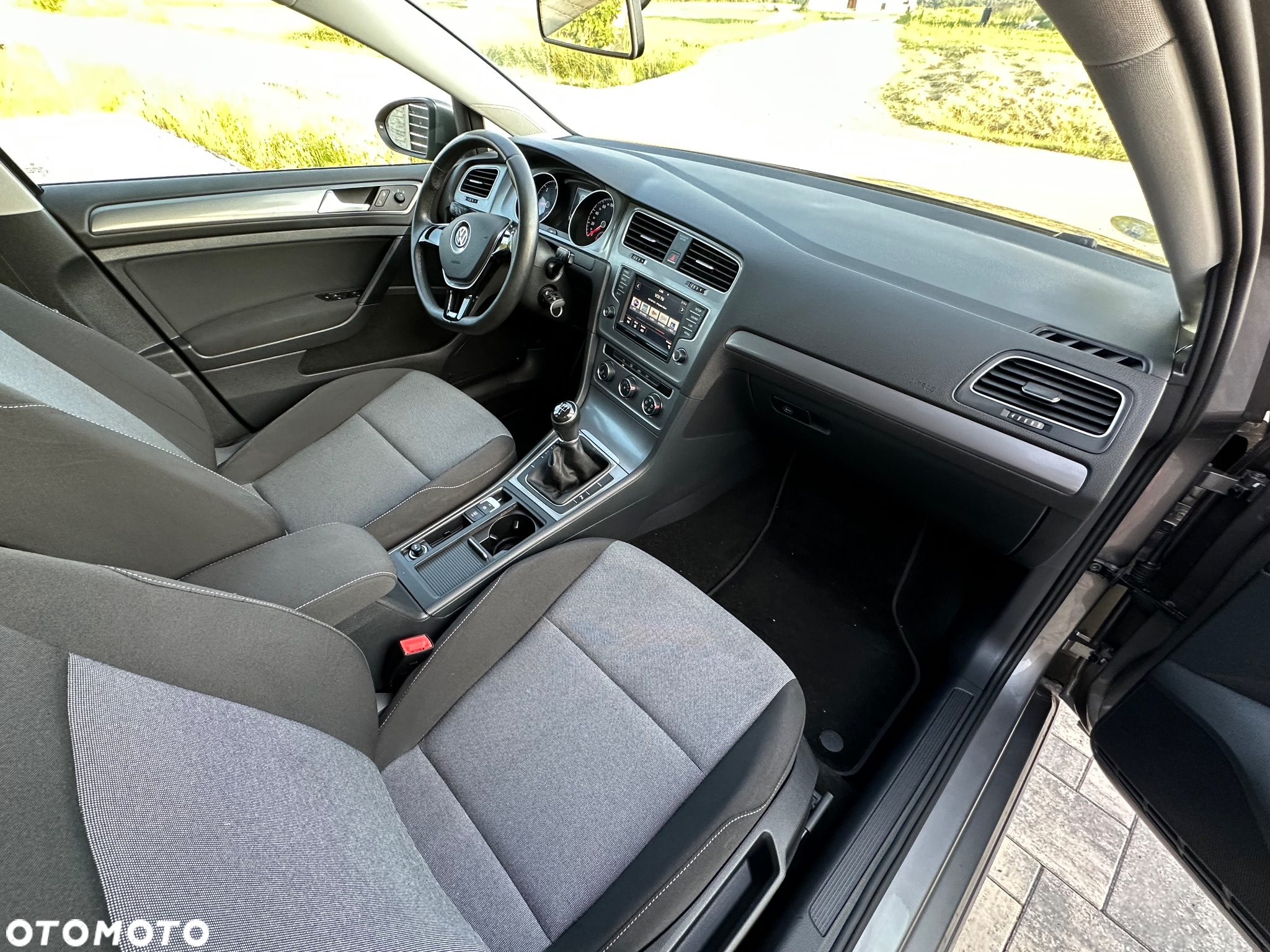Volkswagen Golf 1.6 BlueTDI Comfortline - 5