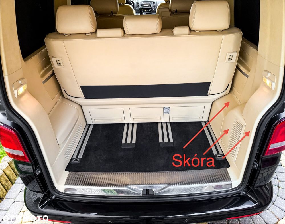 Volkswagen Multivan - 12