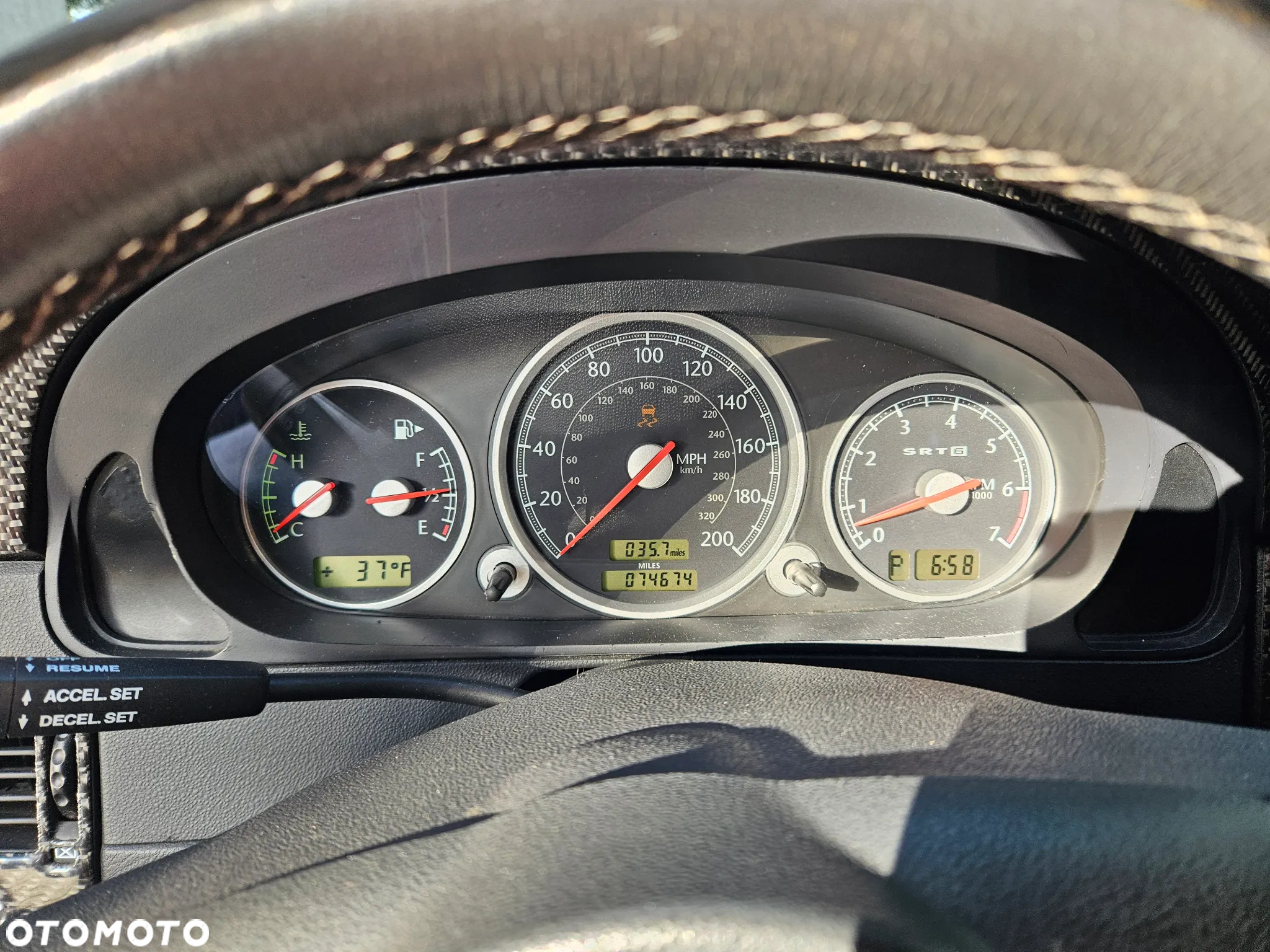 Chrysler Crossfire SRT6 - 13
