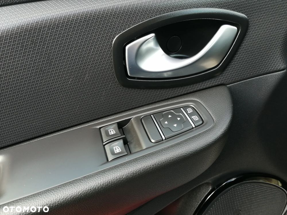 Renault Clio Grandtour (Energy) TCe 90 Bose Edition - 17