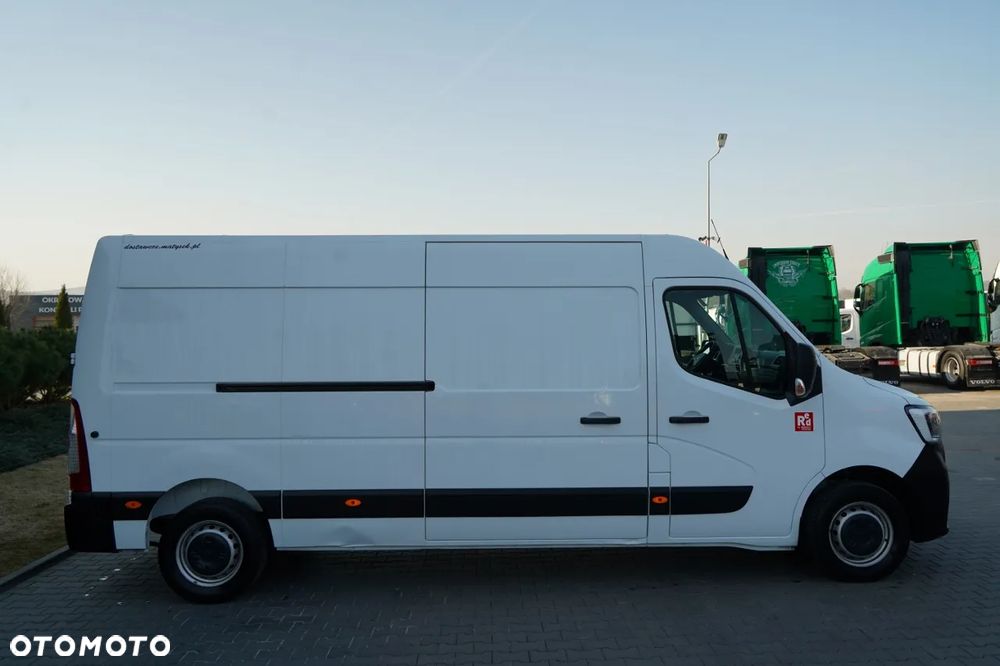 Renault MASTER / BLASZAK / FURGON / 2023 - 8