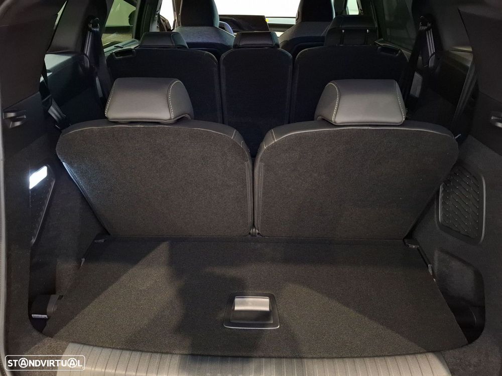 Peugeot 5008 1.6 Plug-in Hybrid GT e-DCS7 - 13