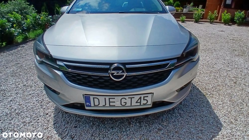 Opel Astra 1.6 CDTI Enjoy - 9