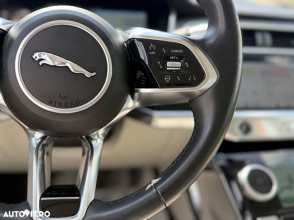 Jaguar I-Pace EV400 AWD SE - 7