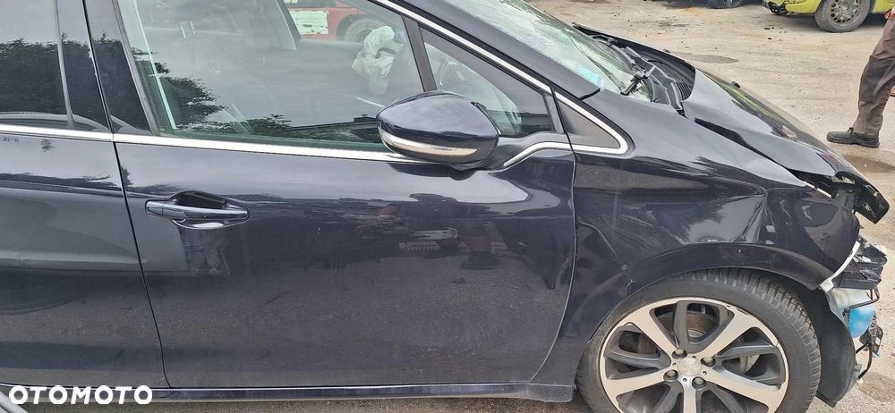 Peugeot 208 1,6vti 120km rozrusznik - 4