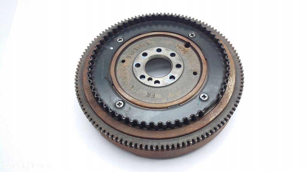 KOŁO ZAMACHOWE SPRZĘGŁO DOCISK PUNTO PANDA 500 ALFA MITO 1.3 MULTI 55231763 - 9