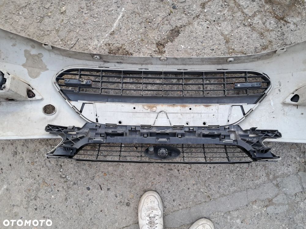 Ford Focus MKII LIFT Zderzak przód - 5