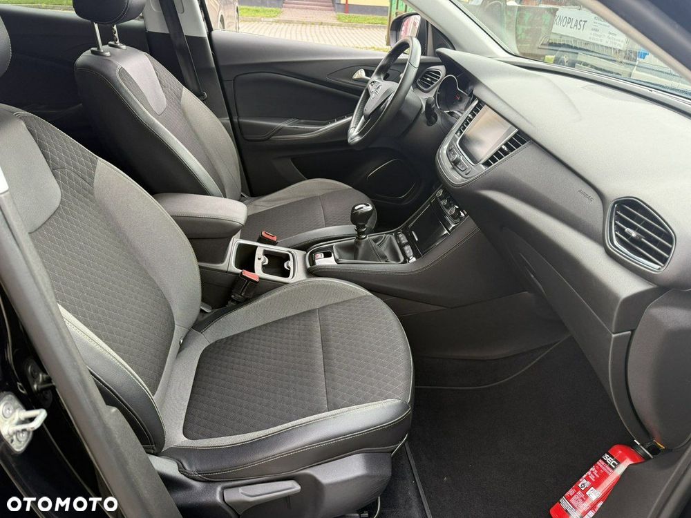 Opel Grandland X 1.6 D Start/Stop INNOVATION - 19
