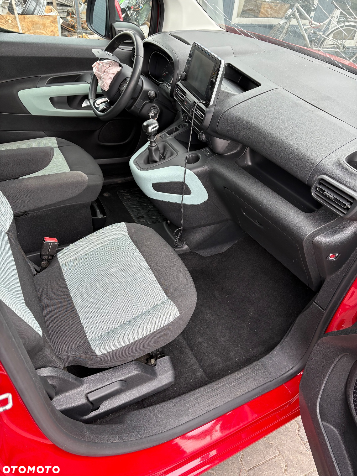 Citroën Berlingo M 1.2 PureTech Feel S&S - 10