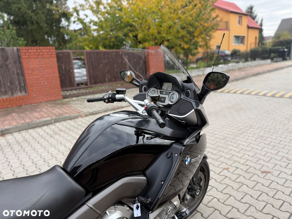 BMW K - 9