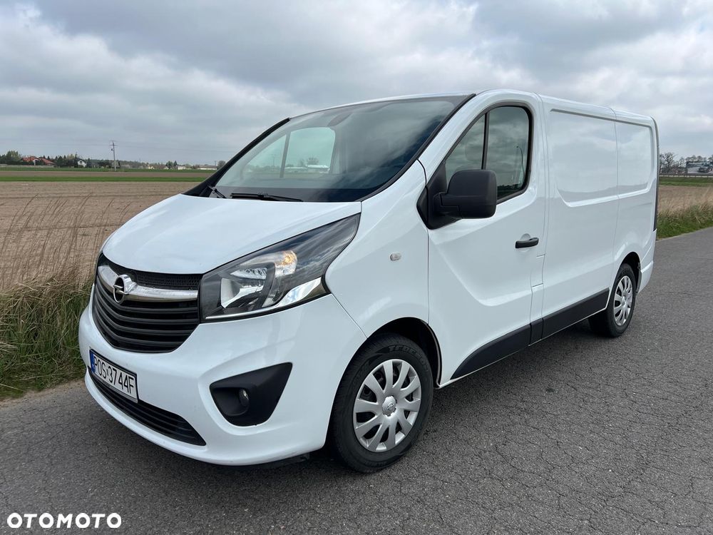 Opel Vivaro - 1