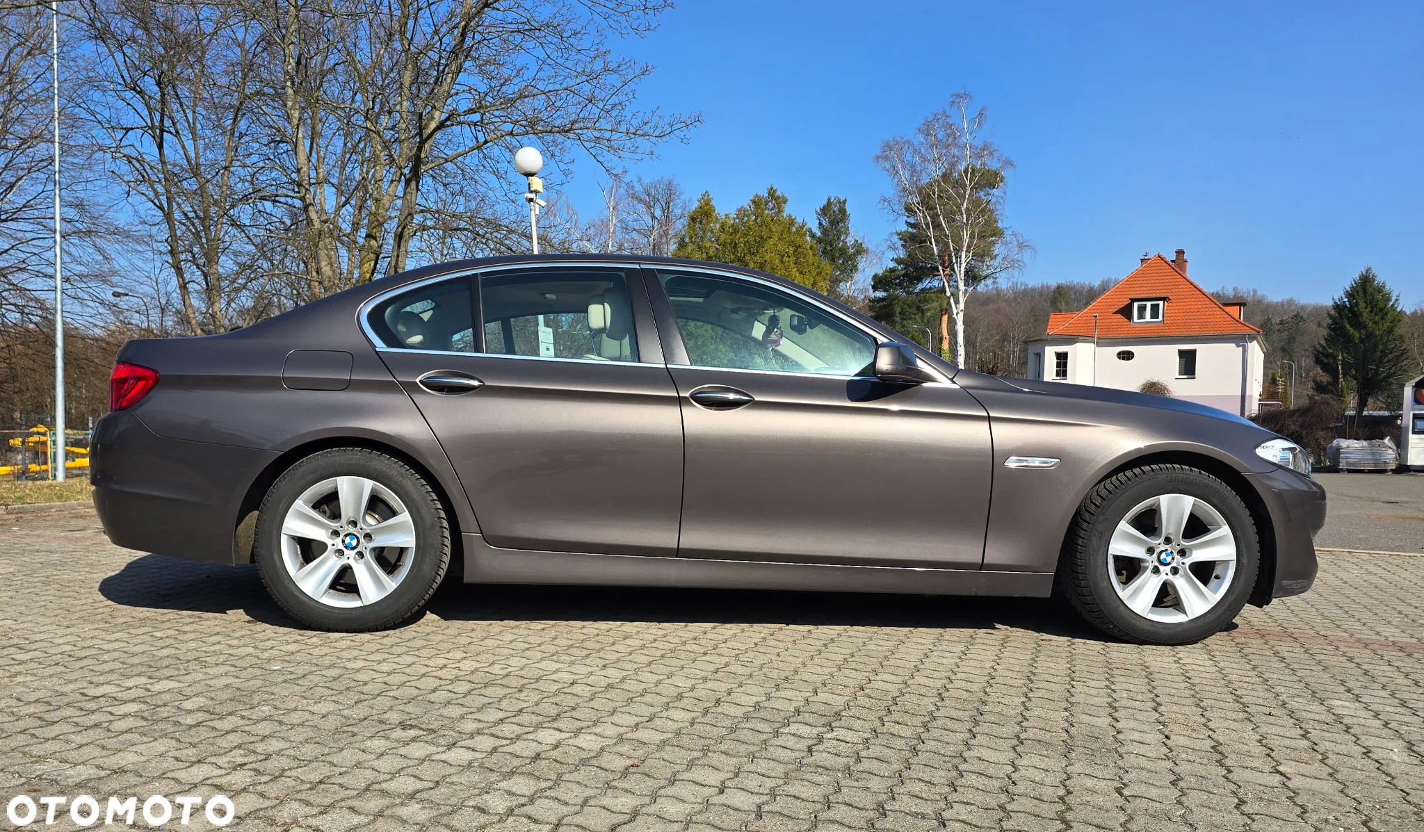 BMW Seria 5 528i xDrive Luxury Line - 6