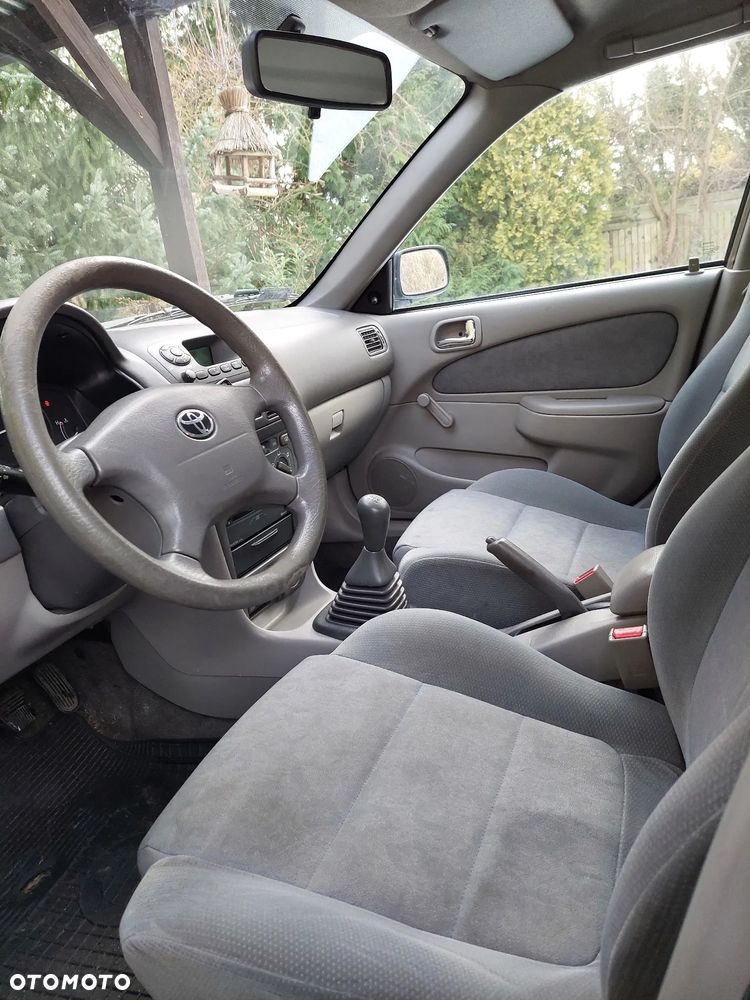 Toyota Corolla 1.4 Terra1 - 9