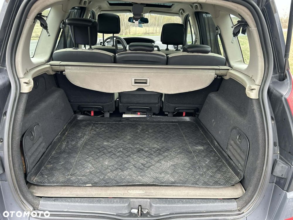 Renault Scenic 1.9 dCi FAP Conquest - 5