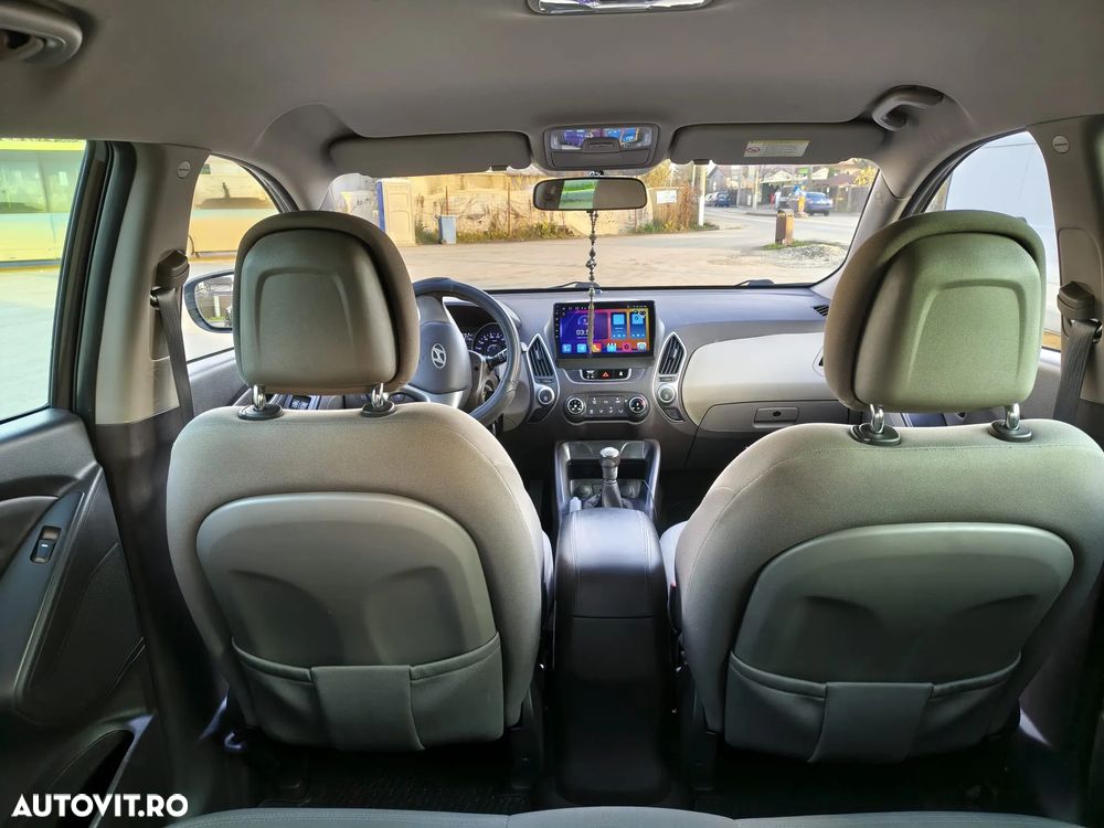 Hyundai ix35 2.0 MPI 2WD GL Classic - 3